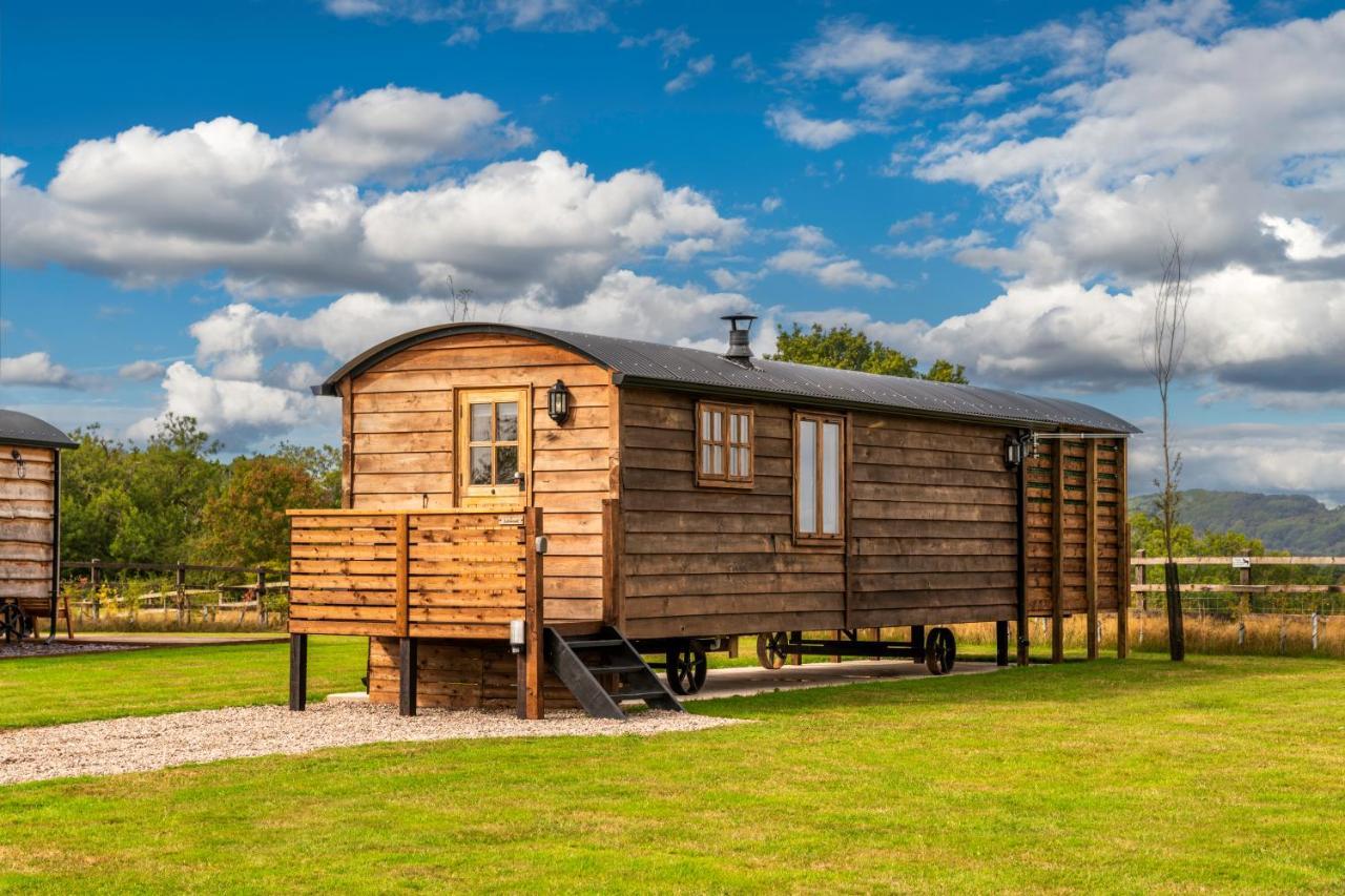 Ashwood Shepherd Hut -Ockeridge Rural Retreats Apartment Worcester Exterior photo